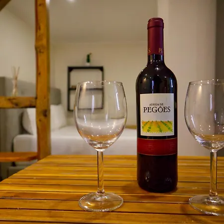 Fully Equipped In Alfama Appartement